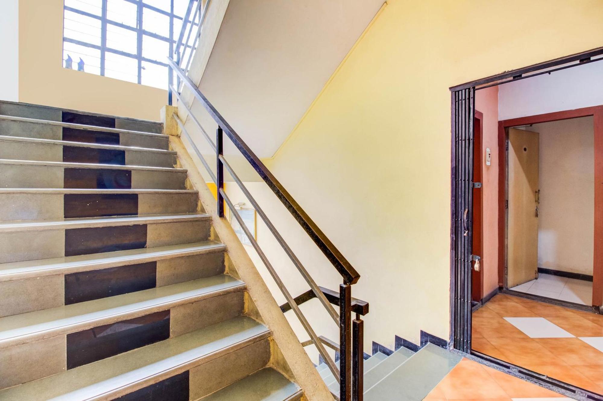 Hotel O Sri Jai Palace Nashik Ngoại thất bức ảnh